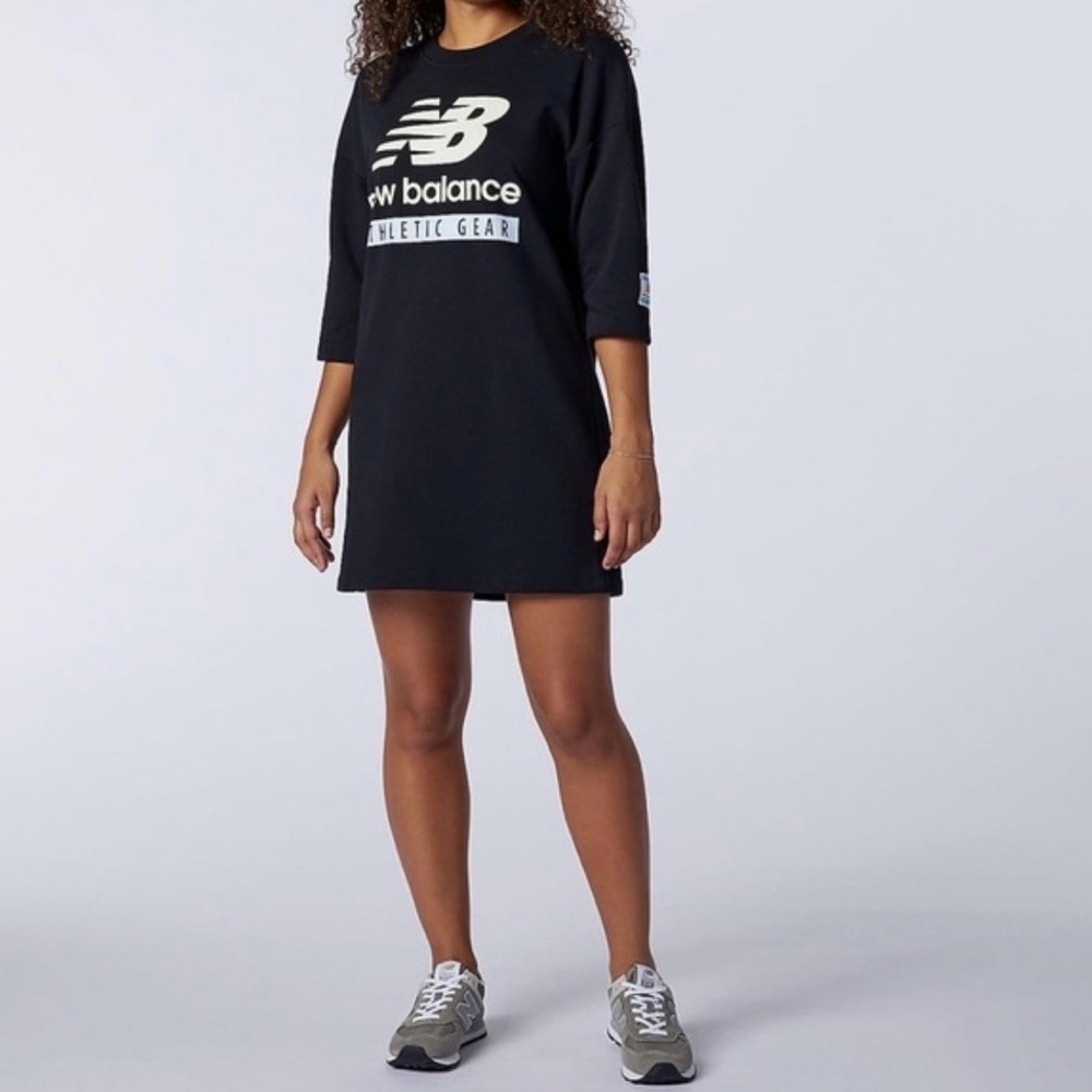 New Balance Field Day Fleece Logo Sweatshirt‎ Dress Black Size Large